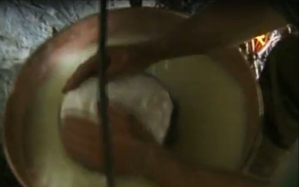 lavorazione-di-una-toma